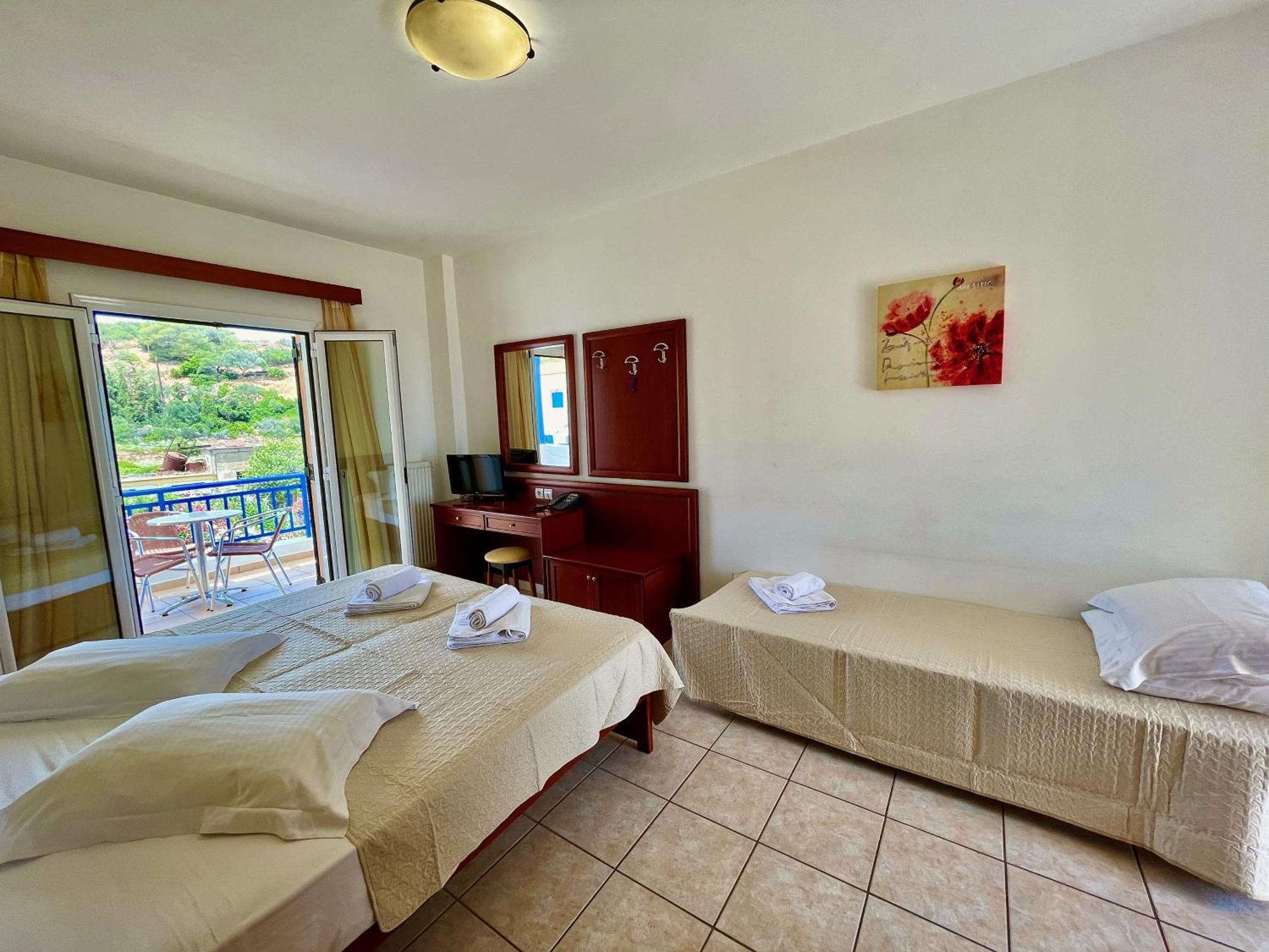 Venardos Hotel Agia Pelagia  Екстер'єр фото